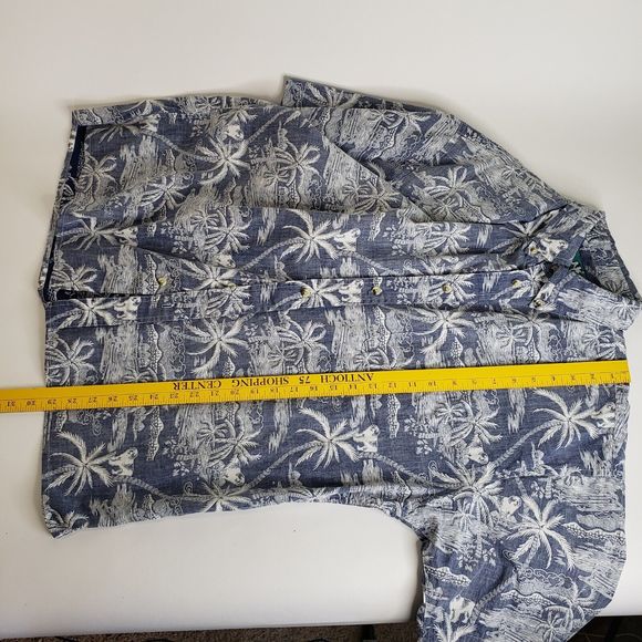 Vintage Big Dogs Reverse Print Hawaiian Shirt Large Cotton Blue White Palms 50" - Picture 8 of 9